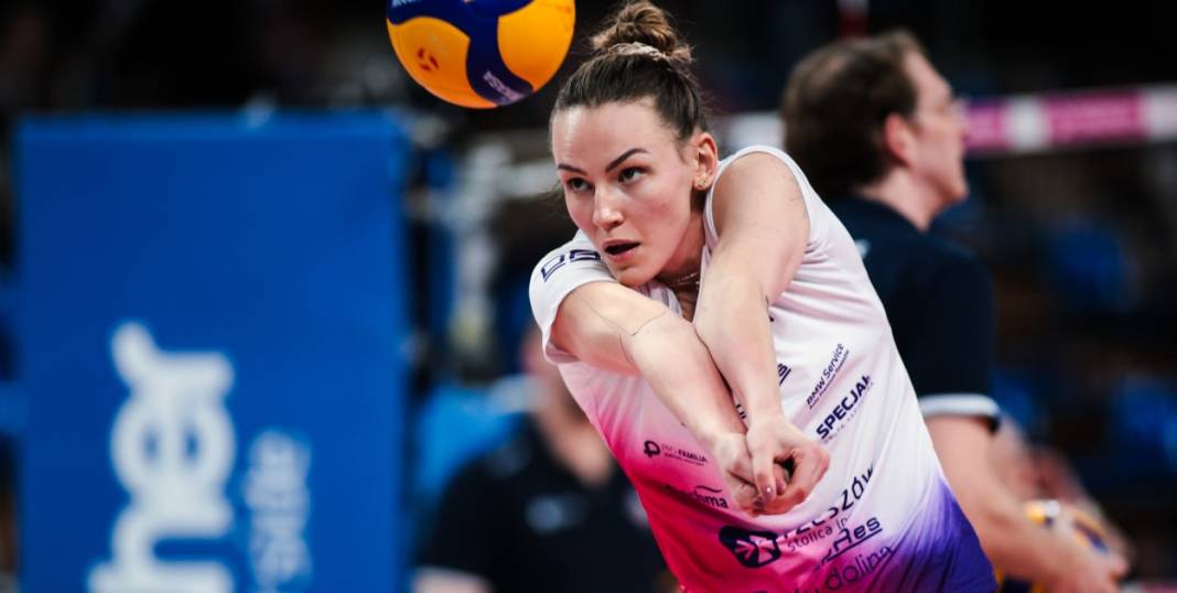 Bu transfer Sultanlar Ligi'ni sarsar: Hoş geldin Weronika 4
